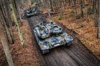 Czy Polska otrzyma nowe czołgi K2 i HIMARS? Odpowiedź na interpelację Błaszczaka