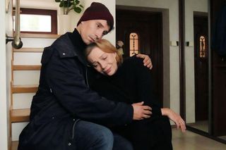 Barwy szczęścia odc. 3185. Wanda (Maja Barełkowska), Tomasz Kępski (Jakub Sokołowski)