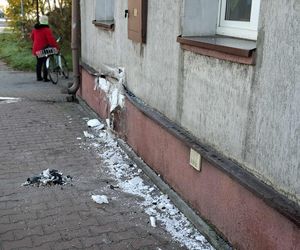 W Wąchocku auto osobowe wjechało w dom