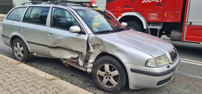 Śmiertelny wypadek w Krakowie. Motorowerzysta zginął na miejscu