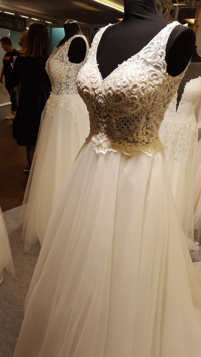 Te suknie ślubne będą modne w 2020 roku