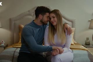 Zakazany owoc. Wyjaśniamy, o co chodzi z przeskokiem czasowym