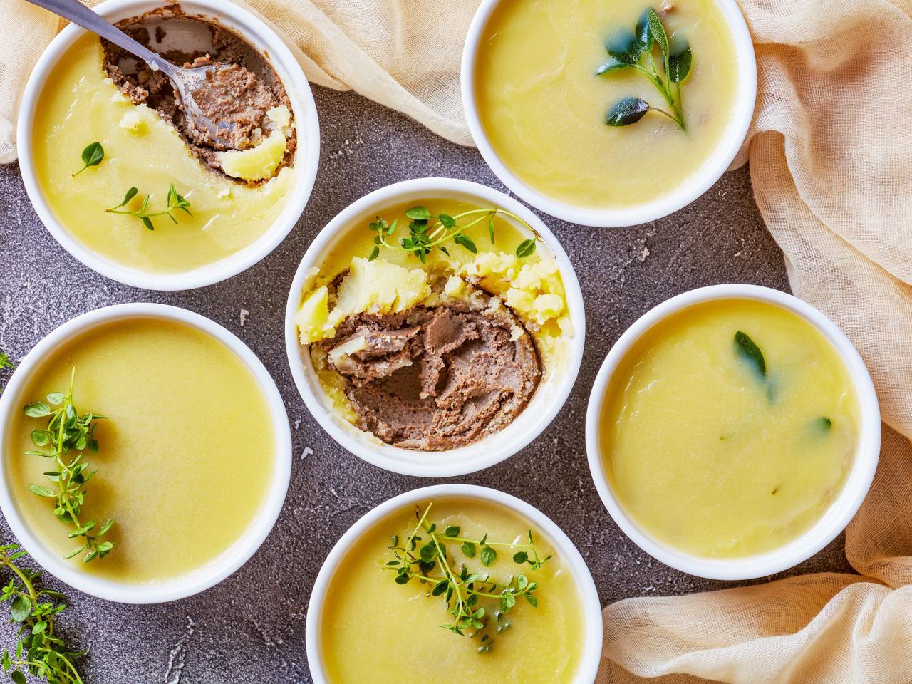 Pasztet z pieczonego indyka i wędzonej szynki - pyszny sposób na wykorzystanie resztek