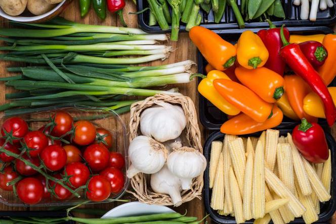 papryka, pomidory, czosnek, por, kukurydza, dieta, zdrowe jedzenie, warzywa, zdrowie