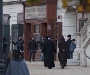 Gwiazdy marzną na planie Lalki