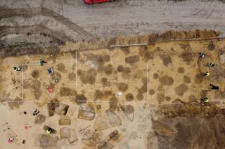 To tam składano spalone ciała i szczątki zmarłych. Archeologiczna sensacja podczas budowy autostrady A2 na Mazowszu