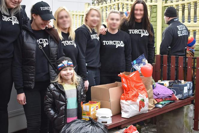 Dziewczyny z Torcida Girls zorganizowały zbiórkę na schronisko dla zwierząt. Zachęcaja wszystkich do pomocy [ZDJĘCIA]