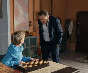 Barwy szczęścia odc. 3236. Robert Stefaniak (Paweł Ławrynowicz), Sonia (Weronika Nockowska)