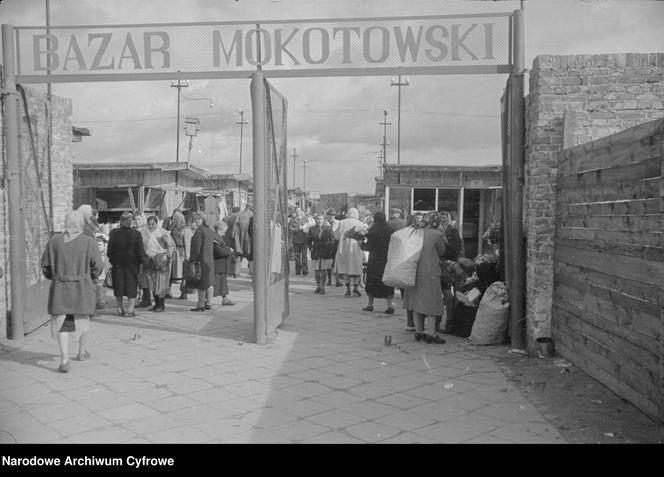 Tak wyglądały targowiska za komuny