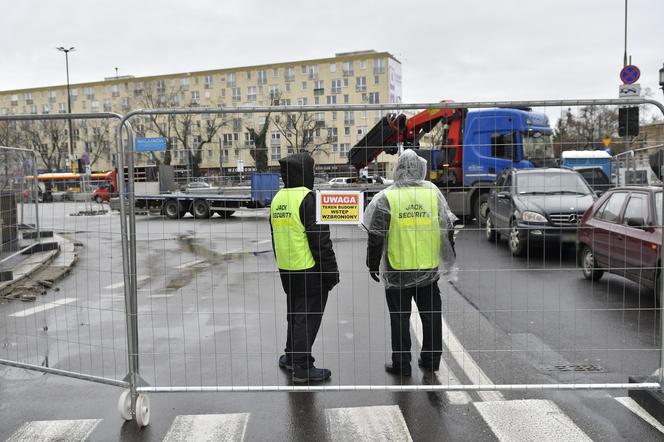 Finał WOŚP 2023. Budowa sceny w Warszawie