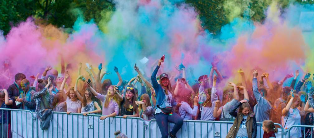 Lublin „wybuchł” kolorami! Zobaczcie zdjęcia z Holi Festival