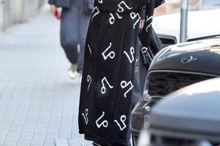 Paticia Kazadi w drodze do butiku na przymiarki spotkala szczura na swojej drodze