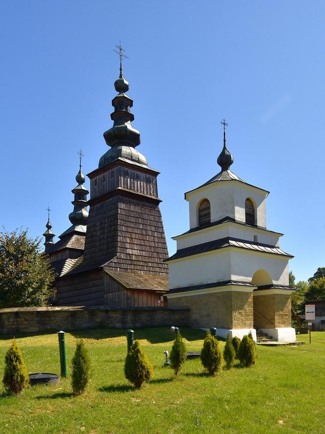 To najbardziej urokliwa wieś w Małopolsce. Znajduje się w niej najpiękniejsza cerkiew z listy UNESCO