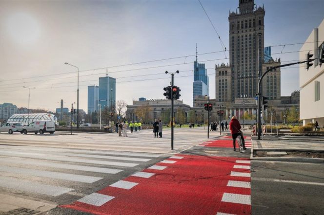 Jest nowe przejście dla pieszych przez Marszałkowską!