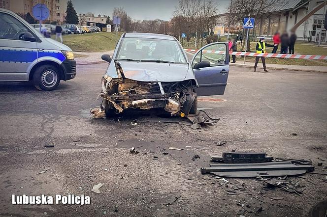 Wypadek na skrzyżowaniu w Żaganiu