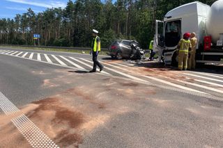 Tragiczny wypadek na obwodnicy Bełchatowa. Nie żyje 20-letni kierowca