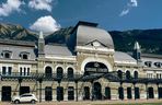  Canfranc Estación, Hiszpania. Dawny dworzec kolejowy zamienił się w luksusowy hotel