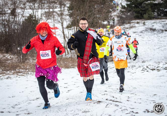 Bieg w spódnicach i sukienkach na Jurze