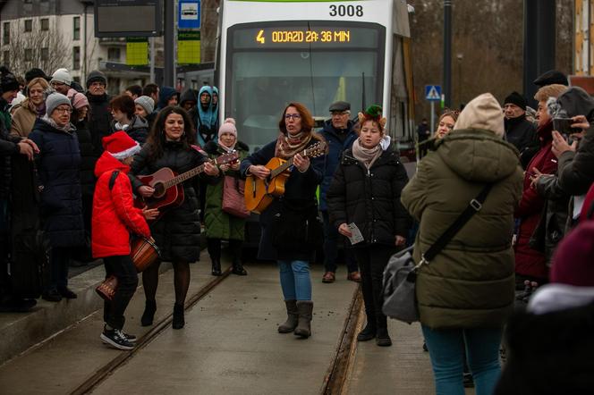 Tramwajowa "czwórka" ruszyła! Na wydarzeniu tłumy mieszkańców. Zobaczcie zdjęcia!