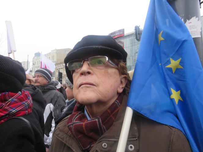 Krzysztof Cwynar walczył z nowotworem teraz walczy z rządem