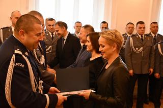 Białystok. Od 30 lat są związani z policją. Zobacz kto został wyróżniony