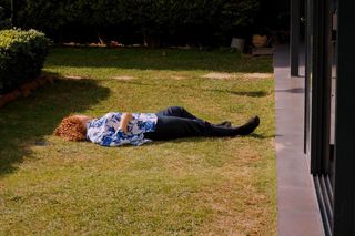 Miłość i nadzieja odc. 300. Hulya