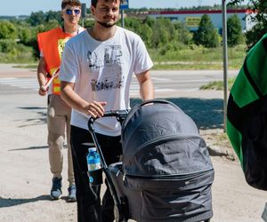 Pątnicy zmierzają „Prawosławnej Częstochowy” w małej wsi w woj. lubelskim