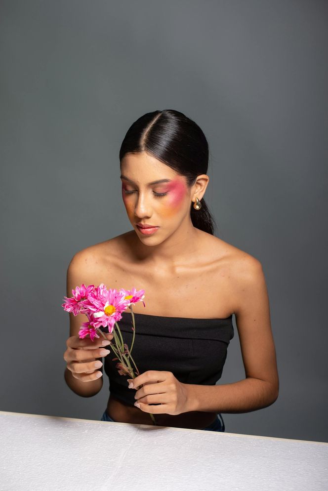 Fryzura z przedziałkiem