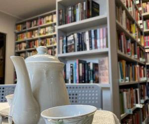 Kalisz. Rozmowy o książkach przy herbacie w Asnykowej Bibliotece 