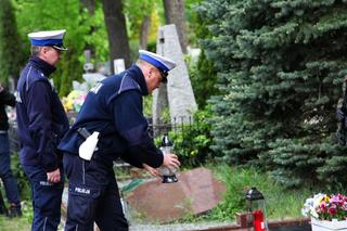 Żary. Ocalił grupę studentów, ale zginął w katastrofie helikoptera. Koledzy pamiętają o policjancie [ZDJĘCIA]