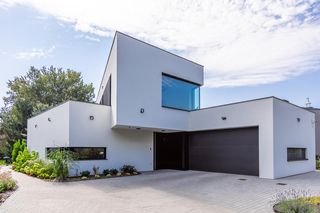 Dach płaski musi być szczelny. Ekspert wyjaśnia dlaczego i jak uszczelnić stropodach niewentylowany