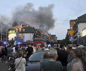 Pożar bloku w Ząbkach. Przerażające zdjęcia z miejsca tragedii