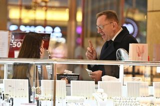 Robert Telus kupił żonie bransoletkę