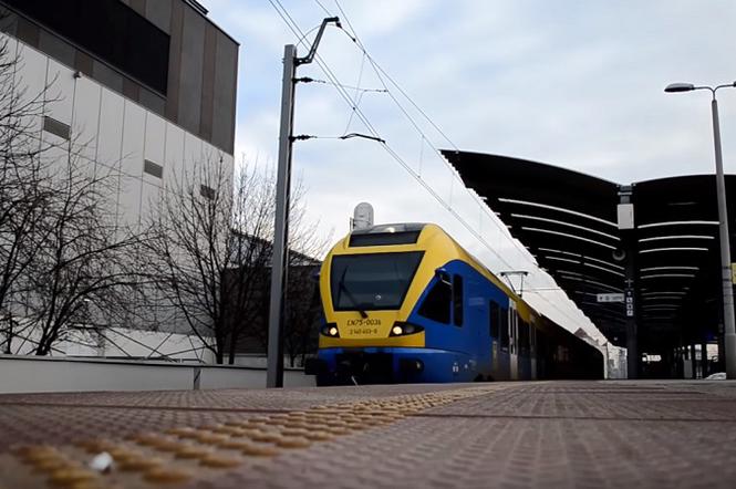 Bezpłatne przejazdy pociągiem dla rodziców w niedziele. Gdzie i kiedy? 