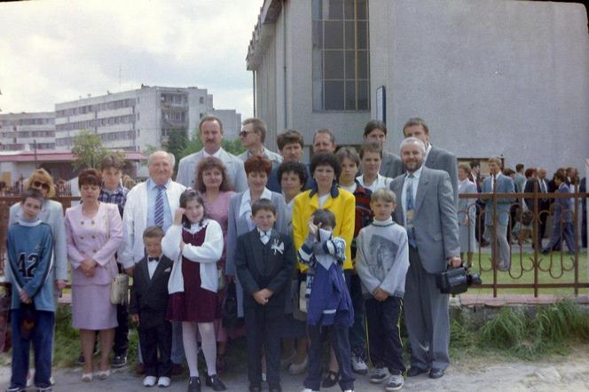 Rodzinny album Bajerów. W tle dawne Starachowice