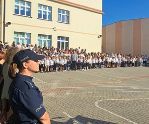 Dramatyczne chwile w Przyłęku. 13-latka ocaliła życie swojemu dziadkowi