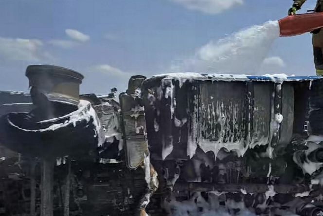 en strażak to prawdziwy bohater! Pan Tomasz ryzykował życiem, by ratować kierowcę z płonącego TIR-a