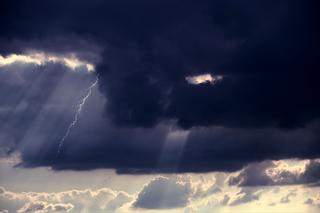 Pogoda na dziś, 4 sierpnia: Wichury do 75 km/h i burze to nie wszystko! 