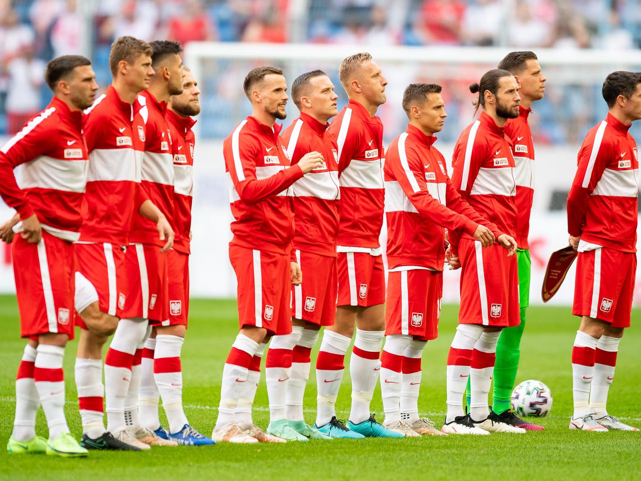 Supermagazyn na EURO. Na tych stadionach zagrają Polacy. Na jednym śpiewała Madonna, a na drugim Rammstein