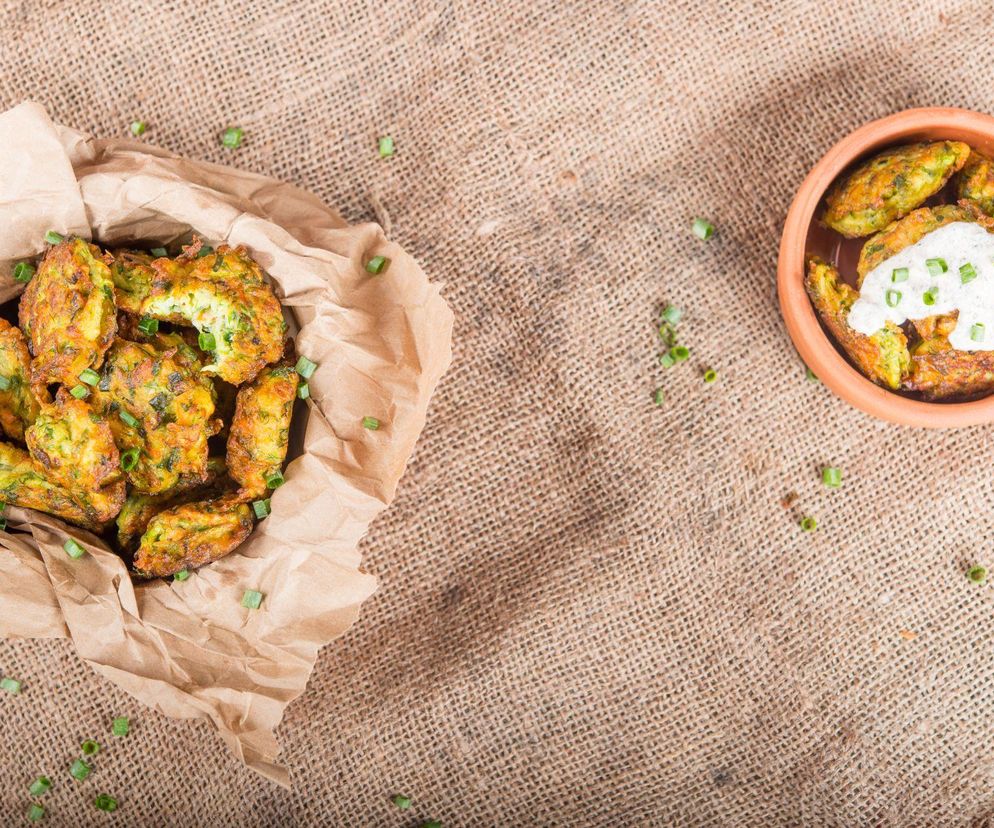 Kotleciki z twarogu i groszku. Niedrogie, łatwe do zrobienia i pyszne jak u babci!