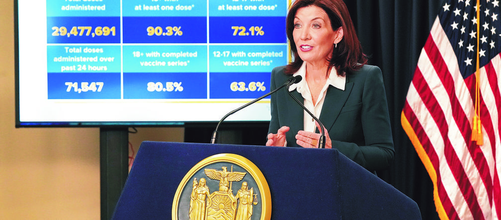 Maski wracają do wnętrz