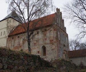 Zabytkowa brama w Bezławkach to unikat w skali kraju. Otrzymała dofinansowanie na remont