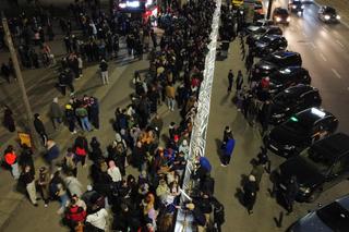 Akcja bicia rekordu Guinnessa pod barem Lussi. To najdłuższa zapiekanka na świecie!