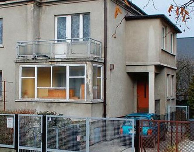 Jak wymienić okna balkonowe w bloku i domu? Ekspert radzi
