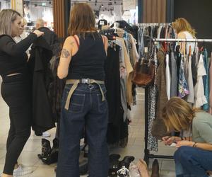 Babi Targ, czyli wielkie wietrzenie szaf w Bydgoszczy [ZDJĘCIA]