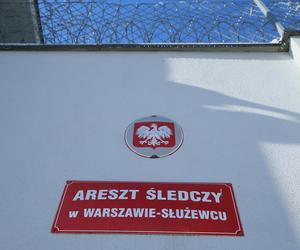 Tak wyglądają więzienia w Polsce. W tych warunkach odsiadują wyroki skazańcy [ZDJĘCIA].