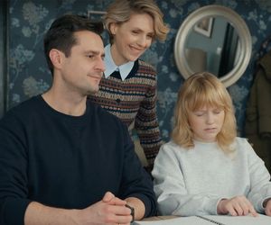 Barwy szczęścia, odcinek 3191: Herman (Maciej Raniszewski), Emilka (Jessica Frankiewicz), Malwina (Joanna Gleń) 