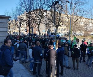 Górnicy protestowali pod ministerstwem przemysłu w Katowicach przeciwko likwidacji KWK Bielszowice