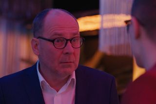 Barwy szczęścia, odcinek 3144. Marek (Marcin Perchuć), aktor (Kosma Konach)