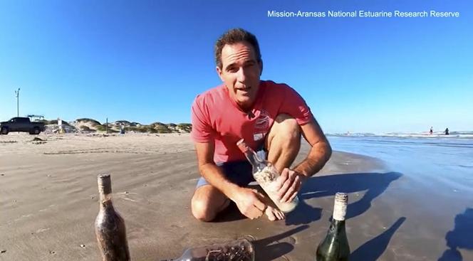 Tajemnicze butelki na plażach! To mogą być czary